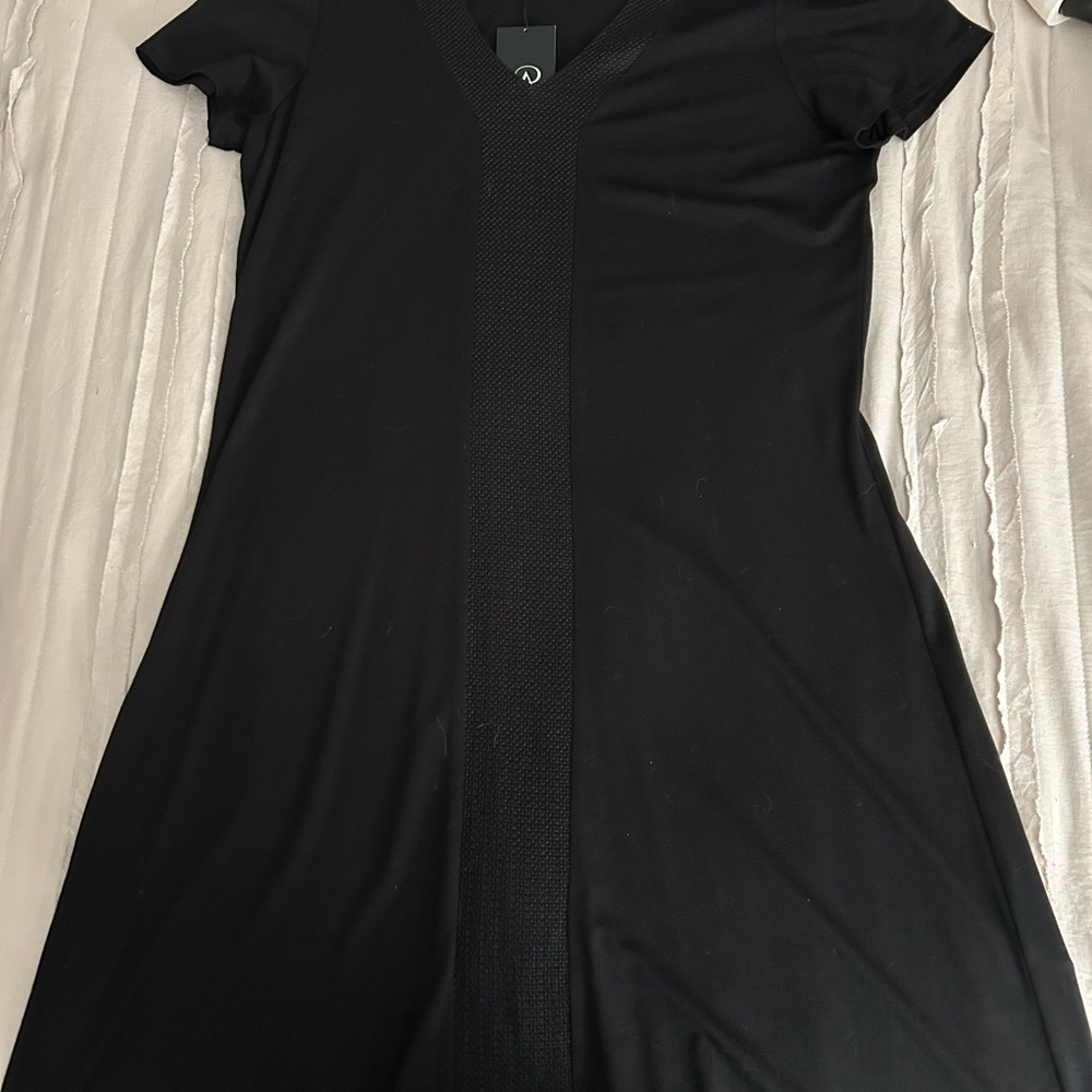 Adrianna Papell Black Textured V-Neck Dress